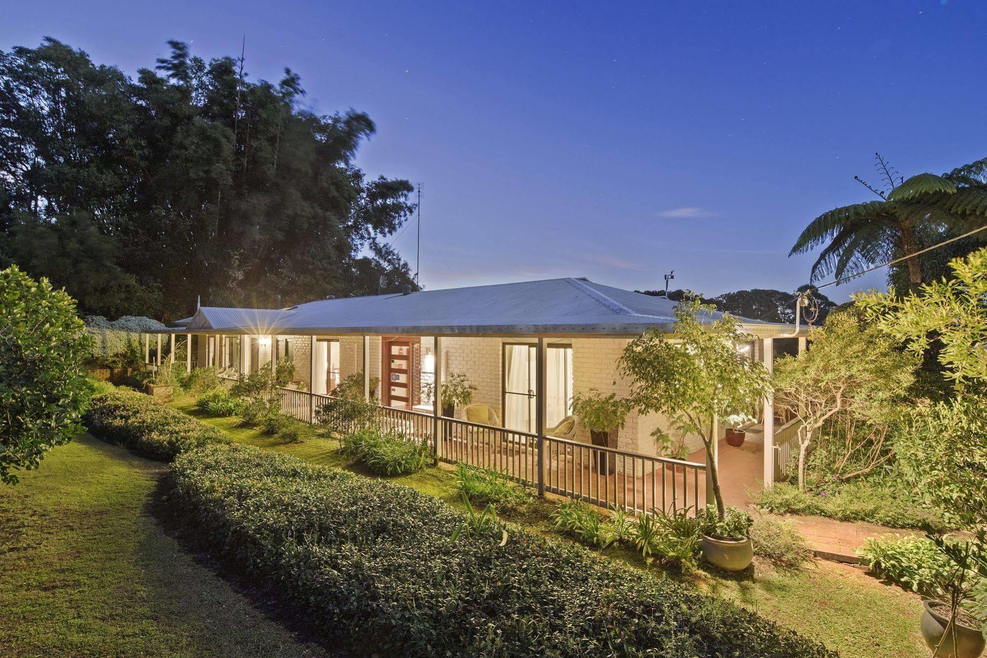 Eden Lodge Nambour Exteriér fotografie